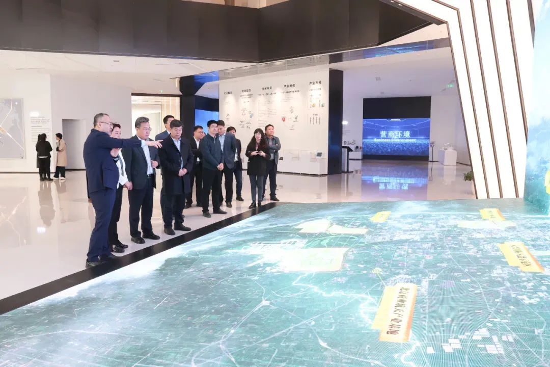 大興區(qū)魏善莊鎮(zhèn)首個(gè)“政產(chǎn)學(xué)研”協(xié)同創(chuàng)新基地落戶天罡集團(tuán) 大興區(qū)魏善莊鎮(zhèn)首個(gè)“政產(chǎn)學(xué)研”協(xié)同創(chuàng)新基地落戶天罡集團(tuán)